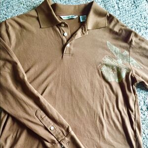 2 men’s shirts in size medium